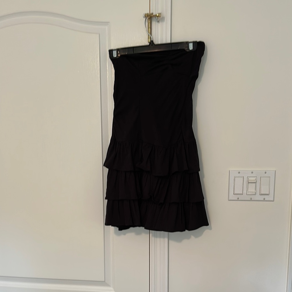 Billabong Black Strapless Ruffled Mini Dress
